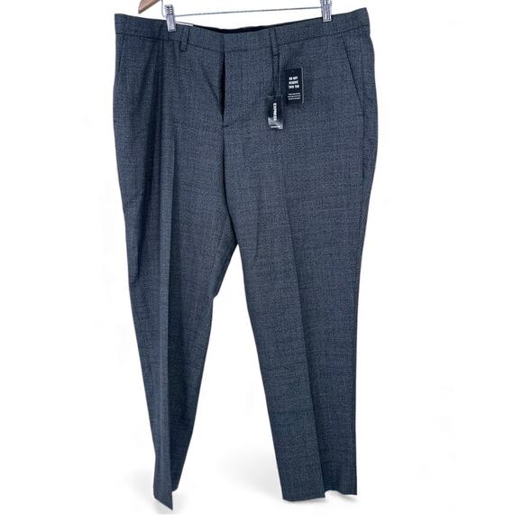 Express NWT 42W X 30L Mens Pant Trouser Slight Tapered Leg Dress Business XL - Picture 2 of 9